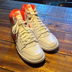 Nike Men's High-Top Sneakers in White and Orange